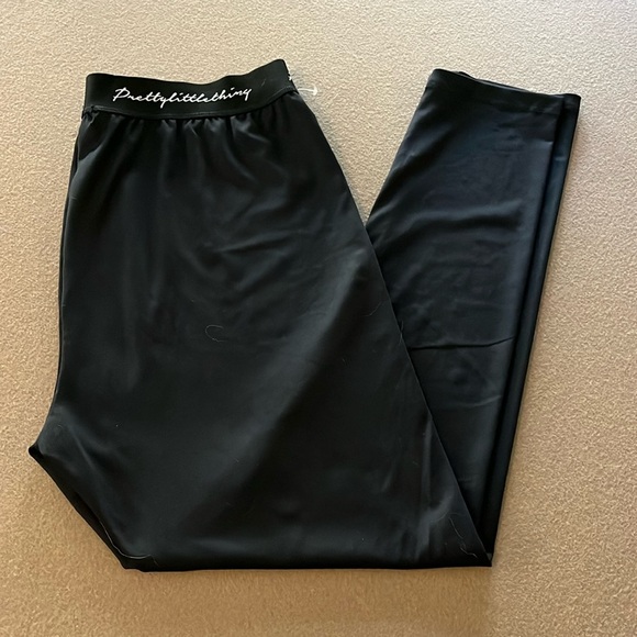 PLT PRETTY LITTLE THING Black Stretch Joggers - Size US 12 - Picture 1 of 10